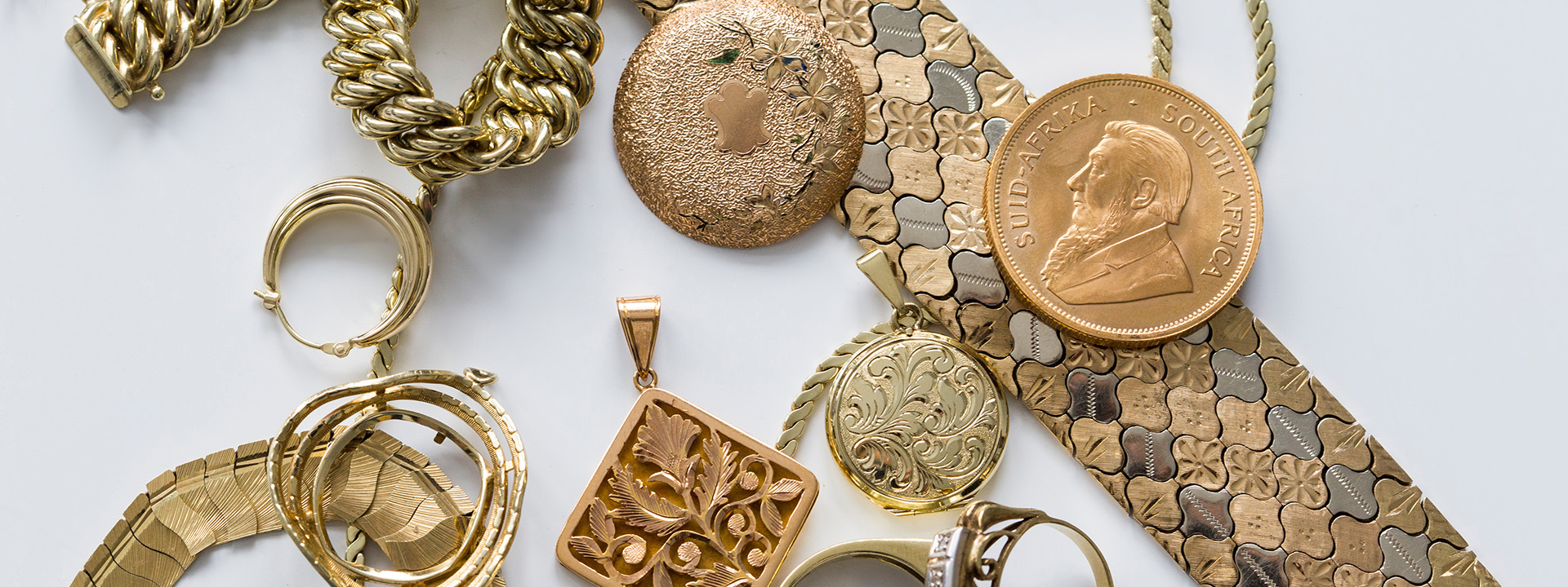 Schmuck, Gold und Edelsteine